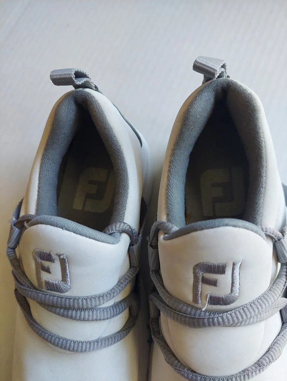Size 1 Kids FootJoy Golf Sneakers White/Gray  Sport Shoes Foot Joy